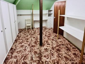 Loft Room - click for photo gallery